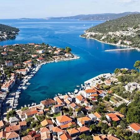 By The Sea Drvenik Veliki, Drvenik - 10346 * Veliki Drvenik